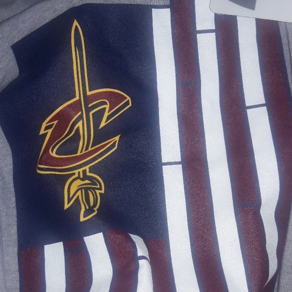 Men Under Armour Cleveland Cavaliers Court Flag - Picture 4 of 4